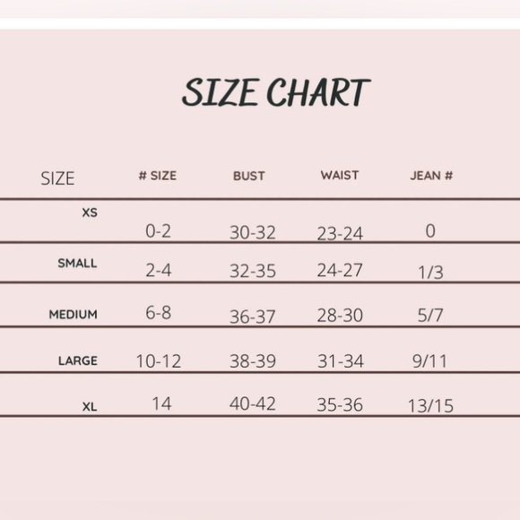 Black pleated mini skirt with an elastic waist and lined with shorts Size Medium - Picture 12 of 12